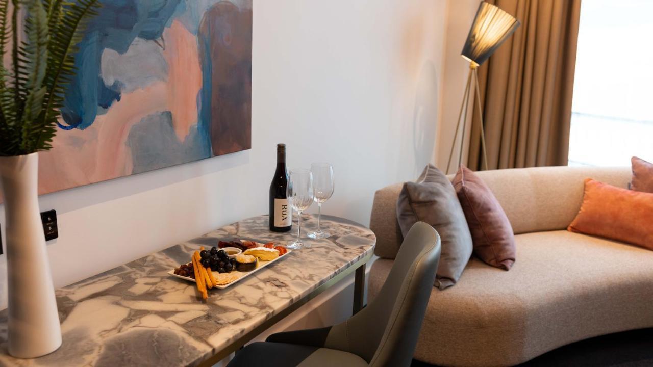 Horizon By Skycity Auckland Luaran gambar A wine tasting at the hotel