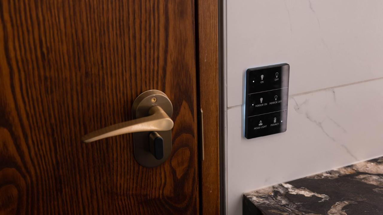 Horizon By Skycity Auckland Luaran gambar A keypad entry system