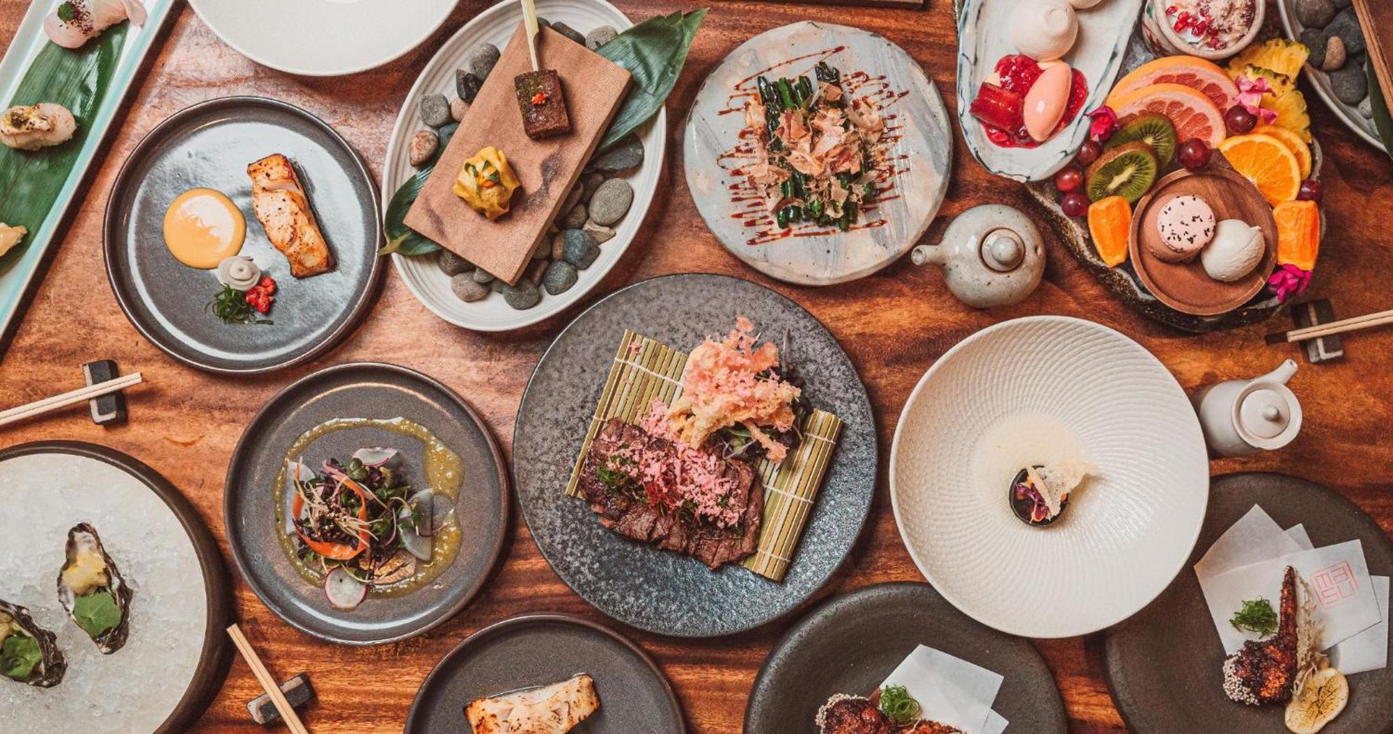 Horizon By Skycity Auckland Luaran gambar A selection of dishes at the restaurant